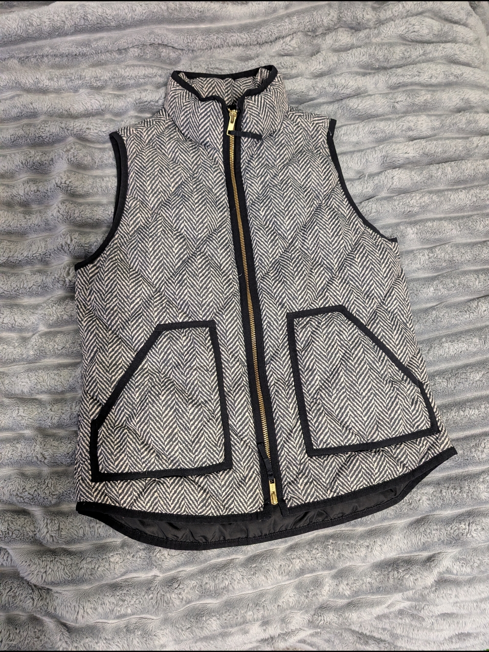 J.Crew Quilted Vest Womens XS Black White Herringbone Puffer Zip Front Preppy
